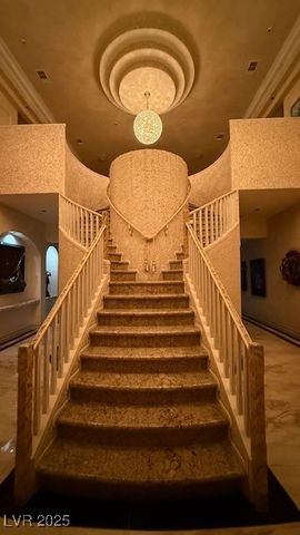 2200 PURPLE MAJESTY Court, Las Vegas, NV 89117