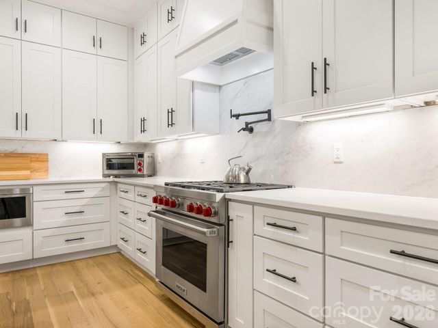 3601 Woody Grove Lane, Charlotte, NC 28210
