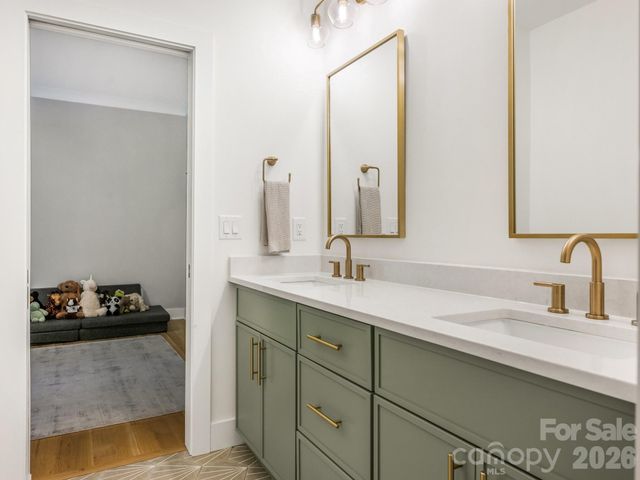 3601 Woody Grove Lane, Charlotte, NC 28210