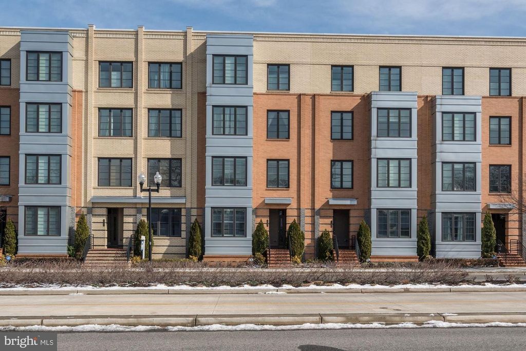 2007 RICHMOND HWY #101, Alexandria, VA 22301