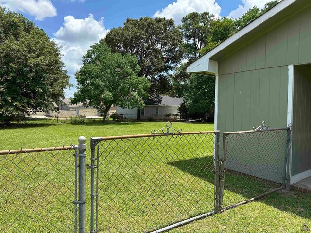 306 Tracy Terrace, Warner Robins, GA 31088