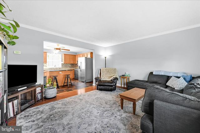 4285 HIGHLAND RD, Elizabethtown, PA 17022