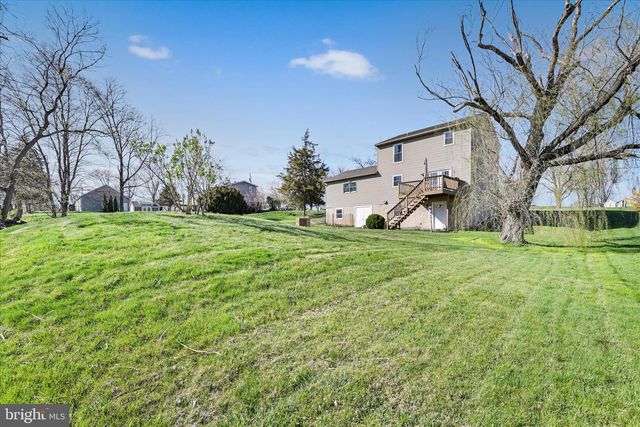 4285 HIGHLAND RD, Elizabethtown, PA 17022
