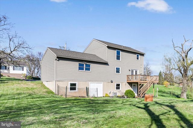 4285 HIGHLAND RD, Elizabethtown, PA 17022