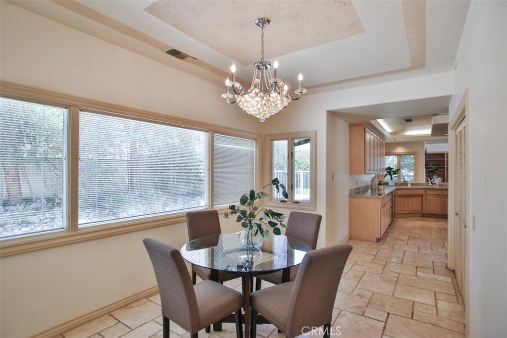 Image 10 of property listing at 3624 Hollins Avenue, Claremont, CA 91711