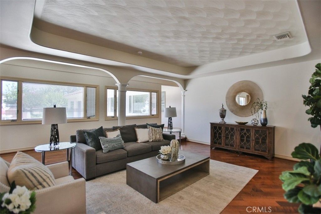 Image 11 of property listing at 3624 Hollins Avenue, Claremont, CA 91711