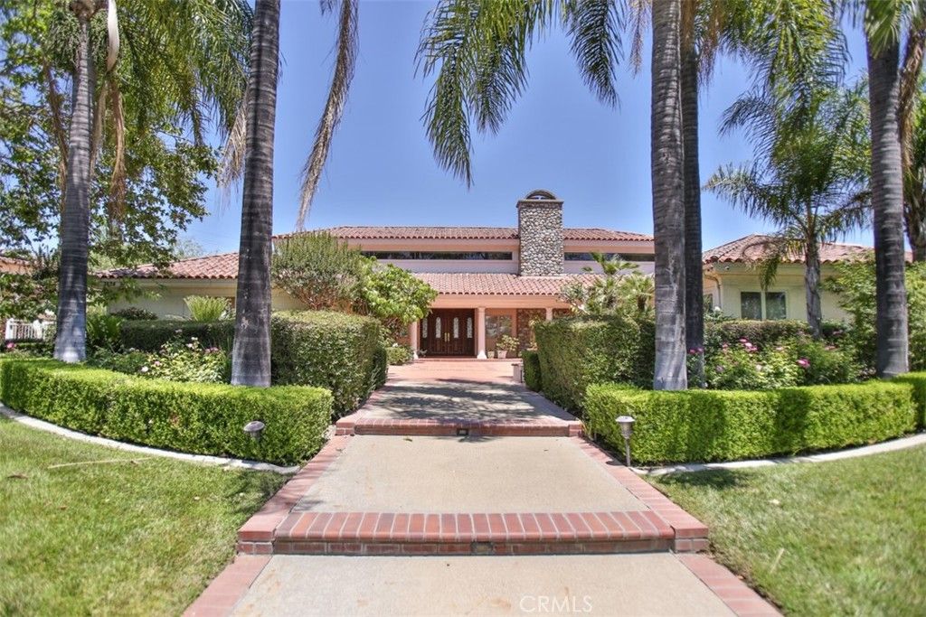 Image 2 of property listing at 3624 Hollins Avenue, Claremont, CA 91711