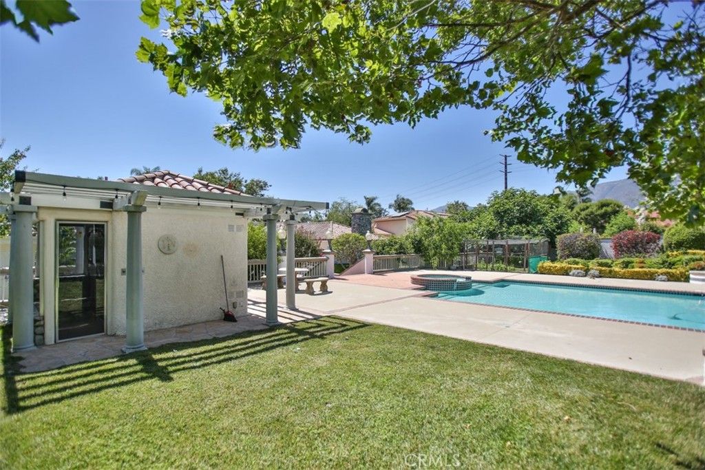 Image 50 of property listing at 3624 Hollins Avenue, Claremont, CA 91711