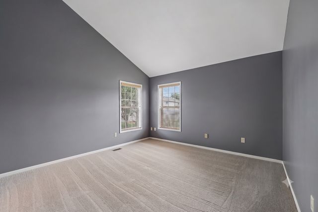 3460 Commonwealth Avenue, Woodbury, MN 55125