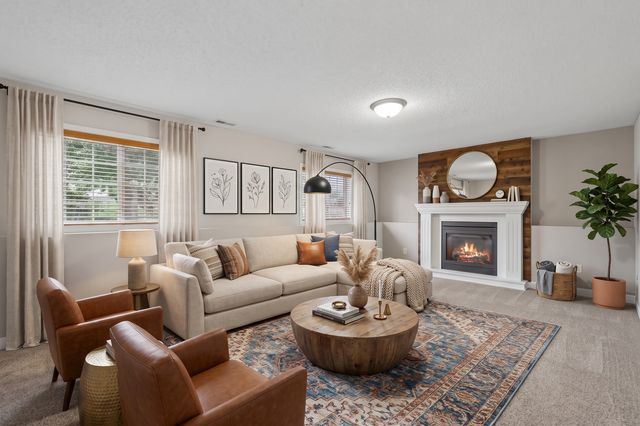 3460 Commonwealth Avenue, Woodbury, MN 55125