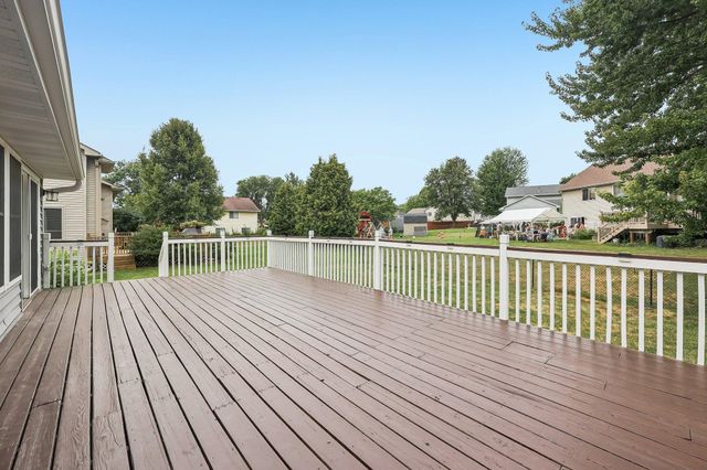 3460 Commonwealth Avenue, Woodbury, MN 55125