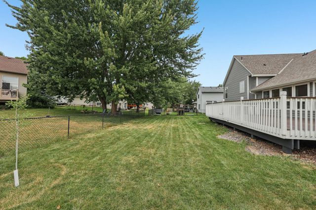 3460 Commonwealth Avenue, Woodbury, MN 55125
