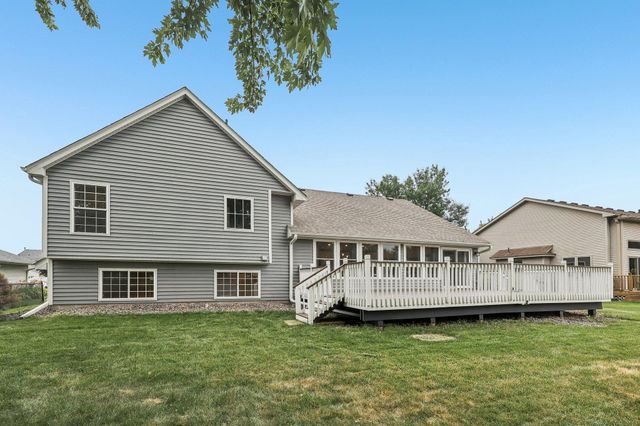 3460 Commonwealth Avenue, Woodbury, MN 55125