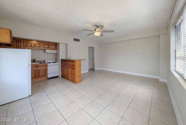 311 W ASHLEY Street 608, Jacksonville, FL 32202