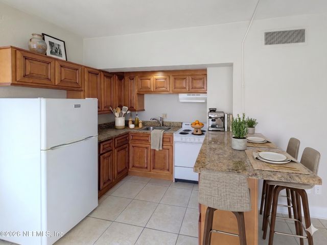311 W ASHLEY Street 608, Jacksonville, FL 32202