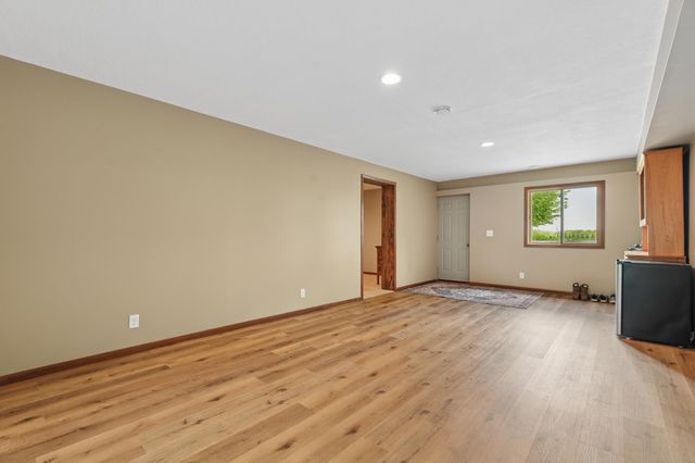 1295 Evergreen Drive, River Falls, WI 54022