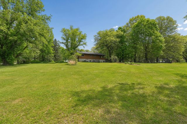 1295 Evergreen Drive, River Falls, WI 54022