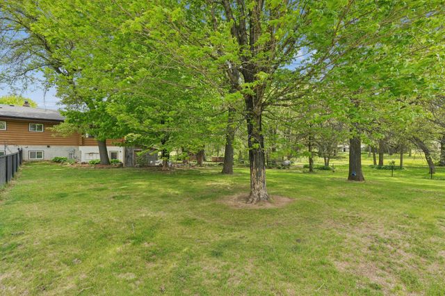 1295 Evergreen Drive, River Falls, WI 54022