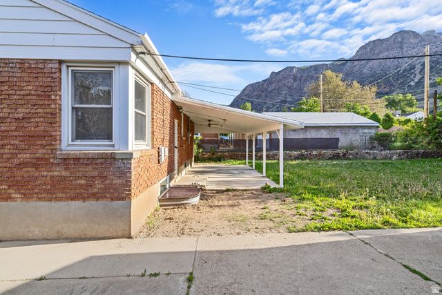 718 S ROBINS AVE, Ogden, UT 84404