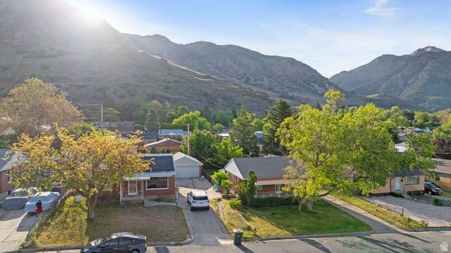 718 S ROBINS AVE, Ogden, UT 84404