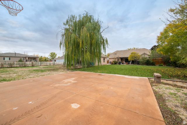 1283 S 920 W, Hurricane, UT 84737