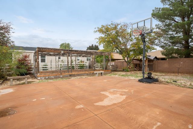 1283 S 920 W, Hurricane, UT 84737