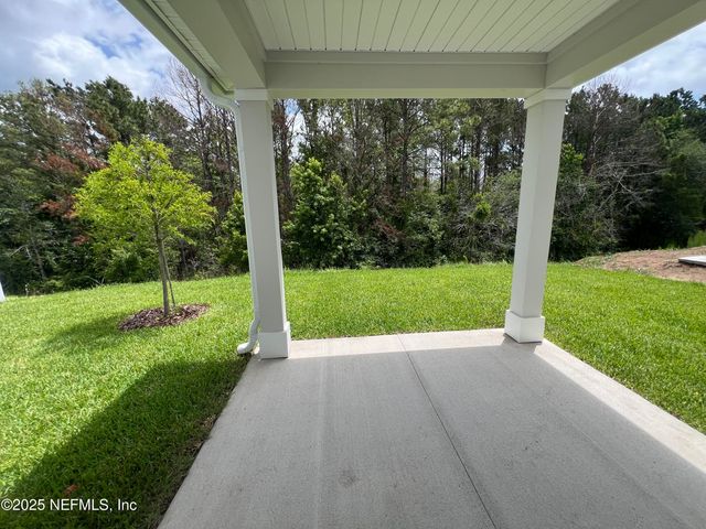 726 PANTHER LAKE Parkway, Jacksonville, FL 32221