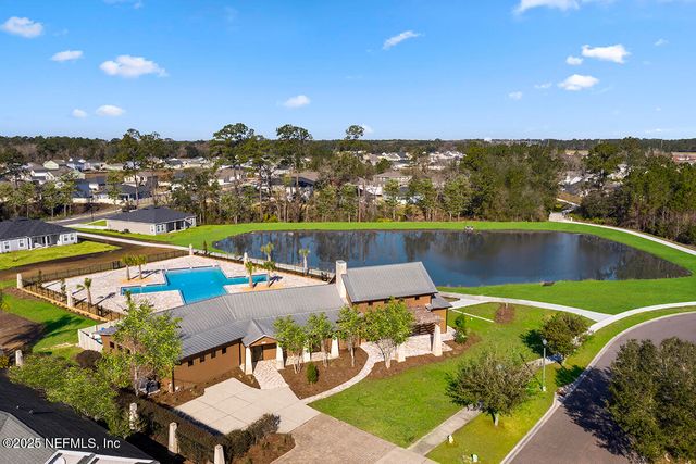 726 PANTHER LAKE Parkway, Jacksonville, FL 32221