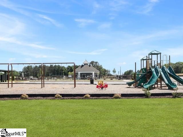 2023 Gracie Drive, Woodruff, SC 29388