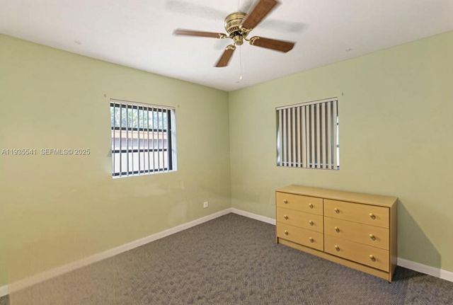 6811 Thomas St, Hollywood, FL 33024