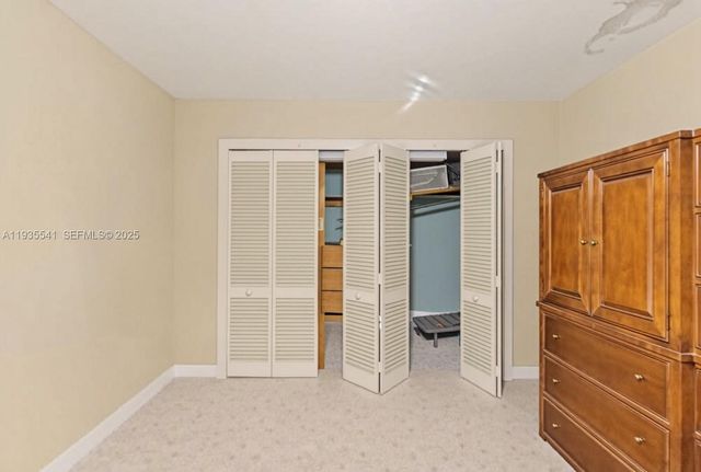 6811 Thomas St, Hollywood, FL 33024