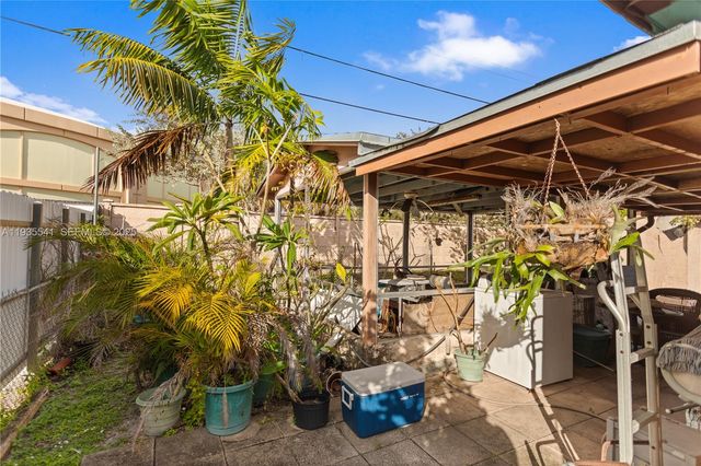 6811 Thomas St, Hollywood, FL 33024