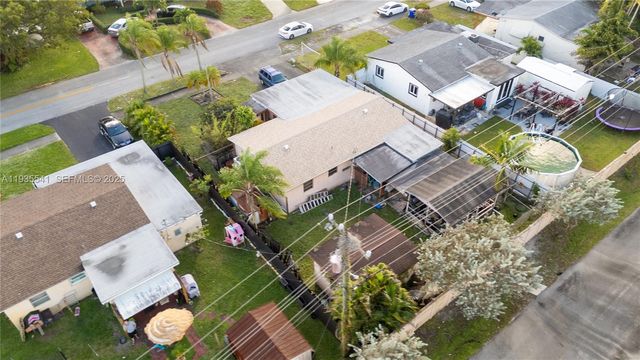 6811 Thomas St, Hollywood, FL 33024