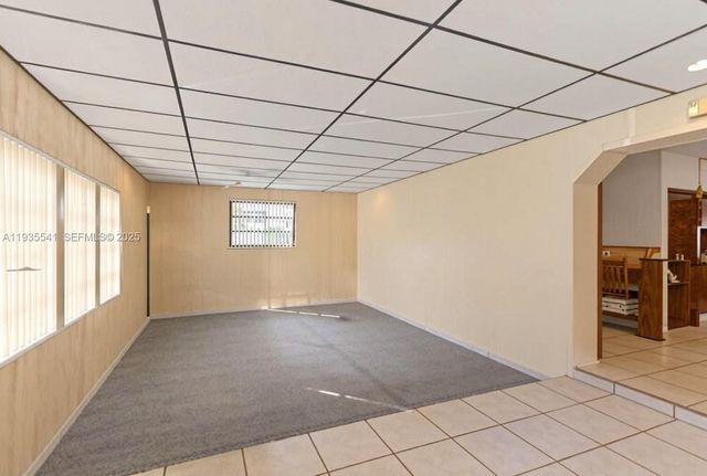 6811 Thomas St, Hollywood, FL 33024