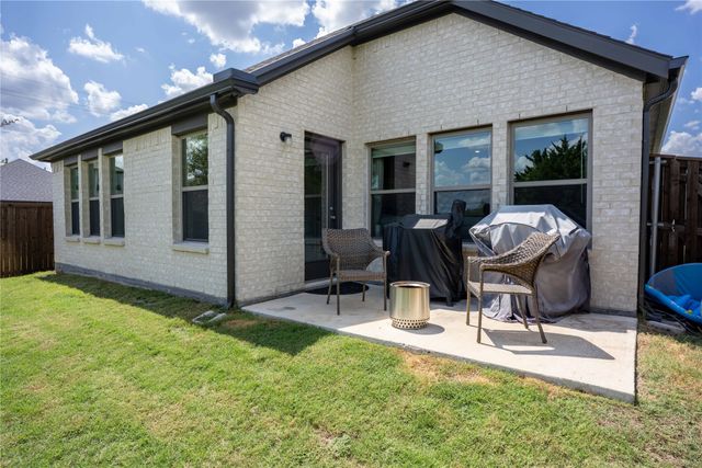 106 Buckeye Street, Forney, TX 75126