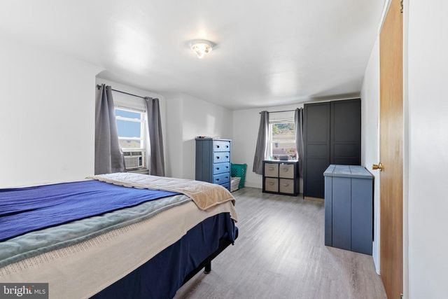 1665 BROADWAY, Bethlehem, PA 18015