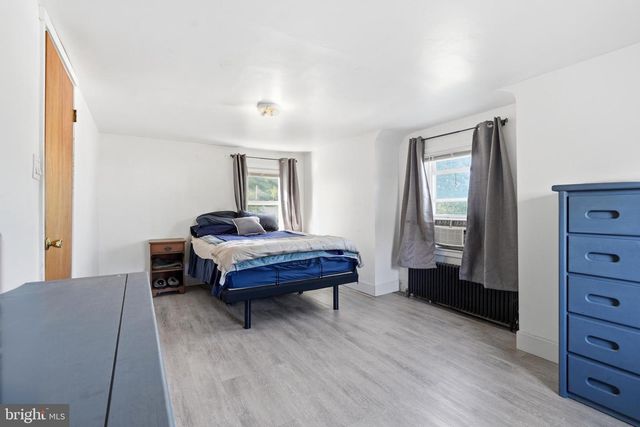 1665 BROADWAY, Bethlehem, PA 18015