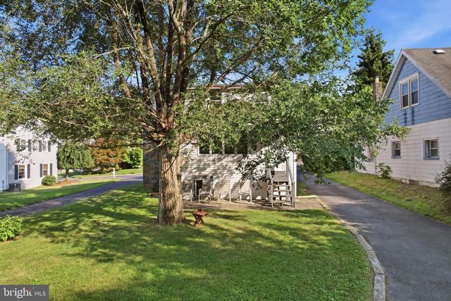 1665 BROADWAY, Bethlehem, PA 18015