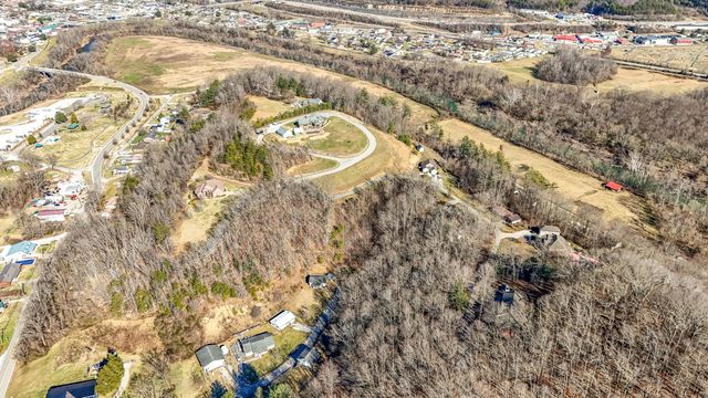 222 Park Hill Avenue, Barbourville, KY 40906