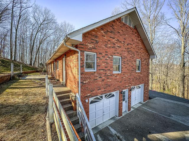 222 Park Hill Avenue, Barbourville, KY 40906