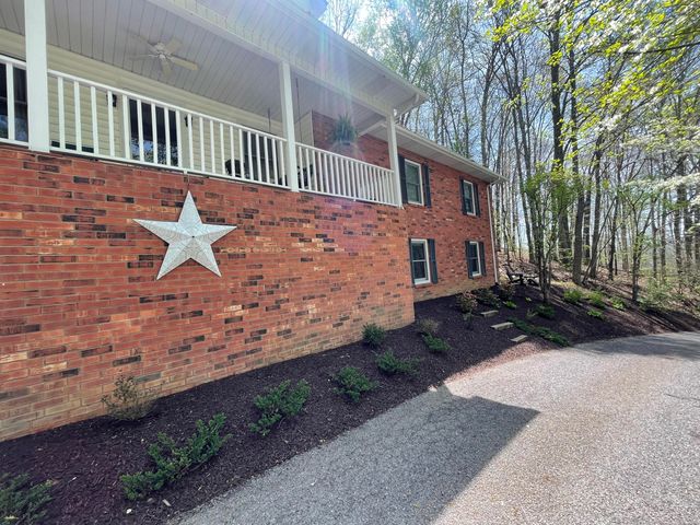 222 Park Hill Avenue, Barbourville, KY 40906