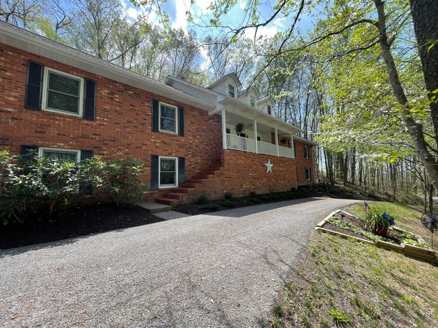 222 Park Hill Avenue, Barbourville, KY 40906