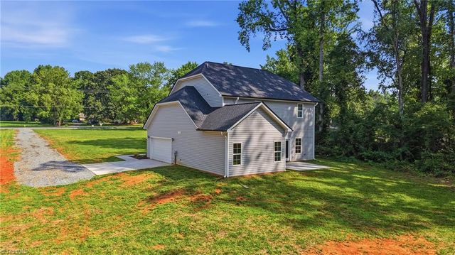 3046 NC Highway 62 E, Liberty, NC 27298