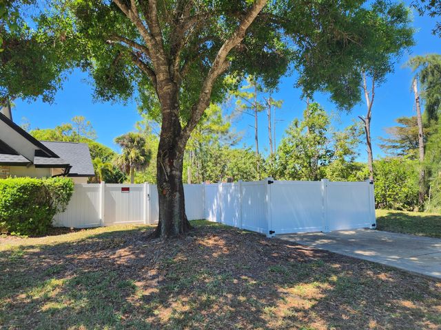 6303 Royal Palm Beach Boulevard, West Palm Beach, FL 33412