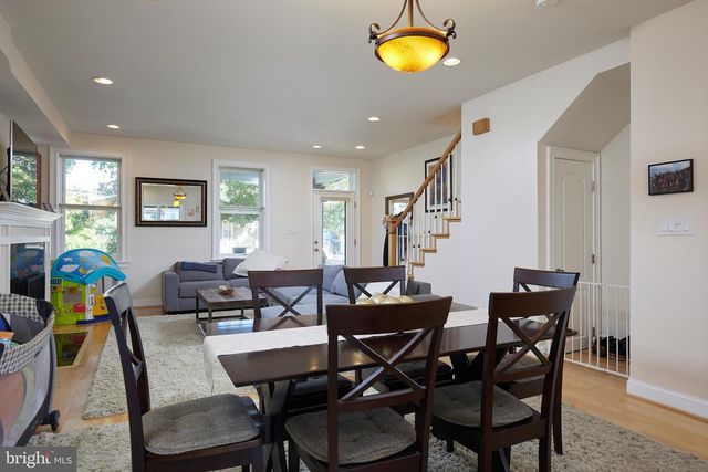 324 VARNUM ST NW, Washington, DC 20011