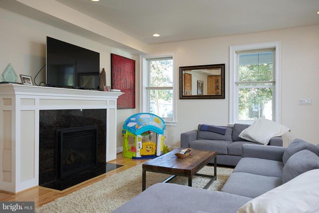 324 VARNUM ST NW, Washington, DC 20011