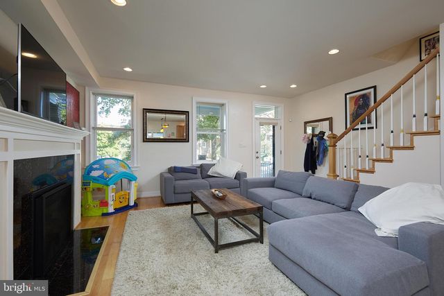 324 VARNUM ST NW, Washington, DC 20011