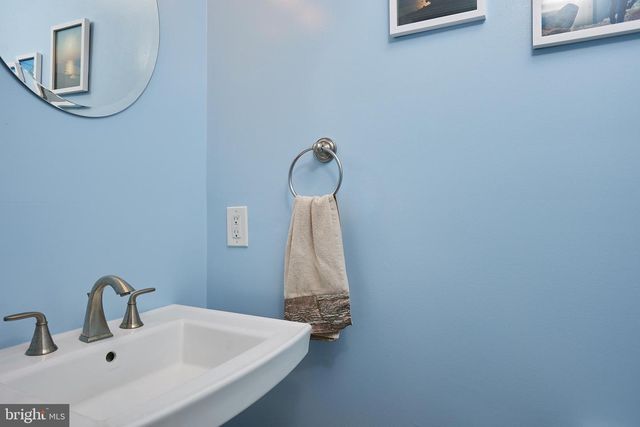 324 VARNUM ST NW, Washington, DC 20011