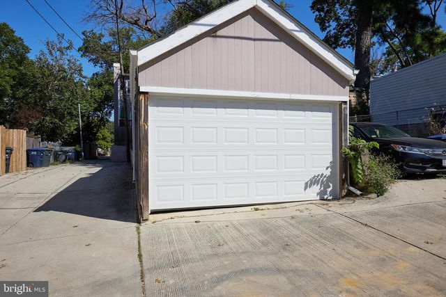 324 VARNUM ST NW, Washington, DC 20011