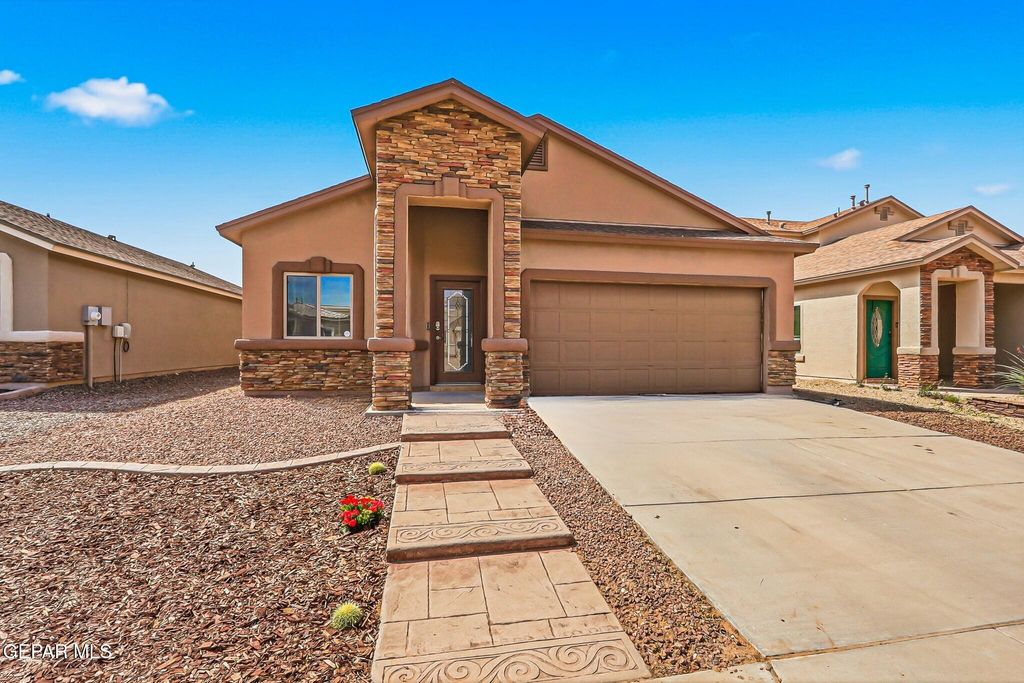 14616 AVA LEIGH, El Paso, TX 79938
